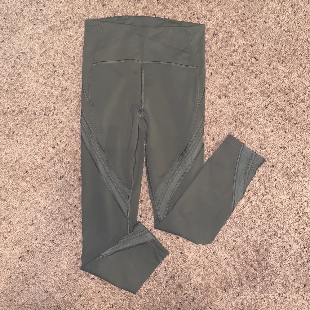 Lululemon Athletica leggings size 6(S) 7/8 length